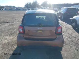 2016 Smart fortwo Passion with VIN WMEFJ5DA6GK079651, listed as a IAAI auction lot 41607293 with 146,753 mi miles and . Bid and sale history available at DreamBid. Image 16.