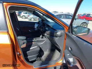 2021 Nissan Kicks SR with VIN 3N1CP5DV3ML522984, listed as a IAAI auction lot 41497996 with 28,236 mi miles. Bid and sale history available at carsss.com. Image 5.