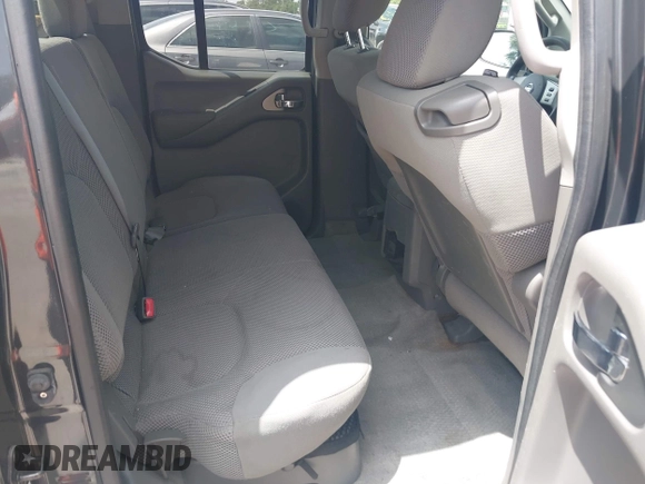 2012 Nissan Frontier SV z VIN 1N6AD0ER5CC436200, wystawiony jako IAAI lot #42400846 z przebiegiem 166 204 mil mil oraz . Historia ofert i sprzedaży dostępna na DreamBid. Obrazek 8.
