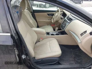 2017 Nissan Altima S z VIN 1N4AL3AP2HC147719, wystawiony jako IAAI lot #41390400 z przebiegiem 127 190 mil mil oraz . Historia ofert i sprzedaży dostępna na DreamBid. Obrazek 5.