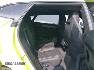 2024 Lamborghini Urus Performante z VIN ZPBUC3ZL1RLA32922, wystawiony jako IAAI lot #41561732 z przebiegiem 52 mil mil oraz . Historia ofert i sprzedaży dostępna na DreamBid. Obrazek 8.