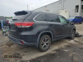 2019 Toyota Highlander LE z VIN 5TDBZRFH4KS701267, wystawiony jako Copart lot #58402555 z przebiegiem 107 147 mil mil oraz Szkoda całkowita • Salvage title. Historia ofert i sprzedaży dostępna na DreamBid. Obrazek 3.