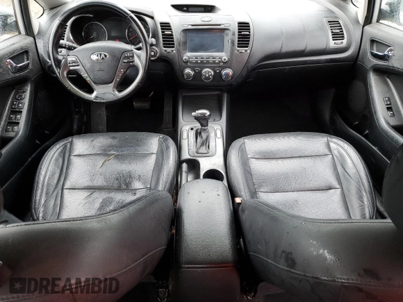 2016 Kia Forte EX z VIN KNAFZ4A87G5550317, wystawiony jako Copart lot #52009755 z przebiegiem 107 404 mil mil oraz Nie do naprawy • Non repairable. Historia ofert i sprzedaży dostępna na DreamBid. Obrazek 8.