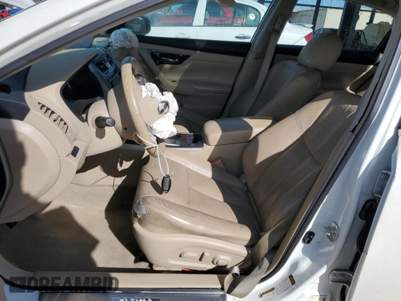 2013 Nissan Altima SL with VIN 1N4AL3AP5DN476073, listed as a Copart auction lot 52778465 with 210,881 mi miles and Salvage title. Bid and sale history available at DreamBid. Image 7.