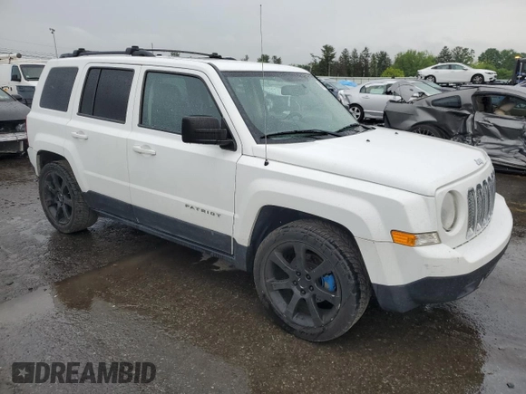 2011 Jeep Patriot Latitude z VIN 1J4NF1GB2BD280818, wystawiony jako Copart lot #56779975 z przebiegiem 172 738 mil mil oraz Czysty tytuł • Clean title. Historia ofert i sprzedaży dostępna na DreamBid. Obrazek 4.