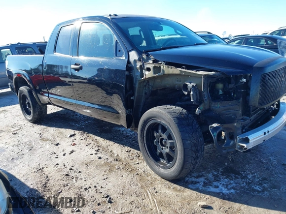 2012 Toyota Tundra z VIN 5TFUW5F14CX217964, wystawiony jako IAAI lot #41265024 z przebiegiem 144 426 mil mil oraz . Historia ofert i sprzedaży dostępna na DreamBid. Obrazek 1.