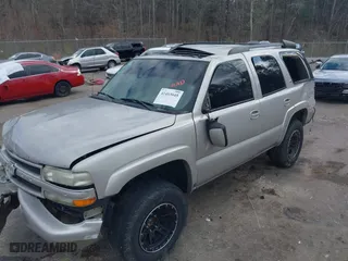 2005 Chevrolet Tahoe Z71 with VIN 1GNEK13T05R246648, listed as a IAAI auction lot 41483045 with 312,536 mi miles. Bid and sale history available at carsss.com. Image 13.