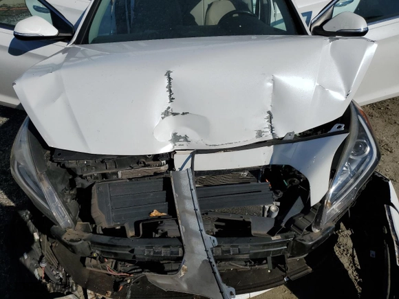 2017 Hyundai Sonata Plug-In Hybrid with VIN KMHE14L25HA065208, listed as a Copart auction lot 82573664 with 133,161 mi miles and Salvage Title. Bid and sale history available at carsss.com. Image 11.