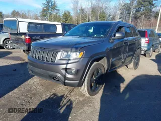 2015 Jeep Grand Cherokee Laredo with VIN 1C4RJFAG8FC135253, listed as a IAAI auction lot 41169128 with 110,478 mi miles. Bid and sale history available at carsss.com. Image 18.