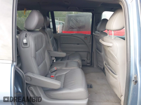 2010 Honda Odyssey EX-L with VIN 5FNRL3H63AB075187, listed as a IAAI auction lot 42114126 with 131,272 mi miles. Bid and sale history available at carsss.com. Image 8.