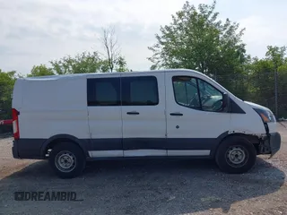 2015 Ford Transit Cargo z VIN 1FTNE1ZM4FKB15801, wystawiony jako IAAI lot #42674219 z przebiegiem 228 634 mil mil oraz . Historia ofert i sprzedaży dostępna na DreamBid. Obrazek 13.