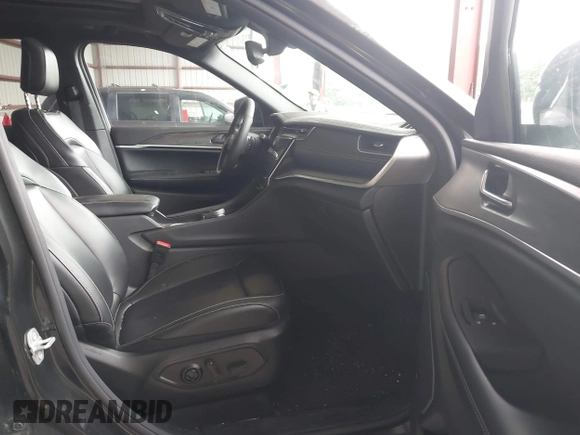 2024 Jeep Grand Cherokee with VIN 1C4RJYB65RC120893, listed as a IAAI auction lot 42603156 with 41,942 mi miles and . Bid and sale history available at DreamBid. Image 5.