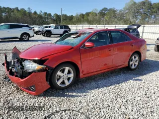 2014 Toyota Camry L with VIN 4T1BF1FK6EU775792, listed as a Copart auction lot 50522635 with 133,715 mi miles and Non Repairable. Bid and sale history available at DreamBid. Image 1.