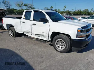 2018 Chevrolet Silverado 1500 Work Truck with VIN 1GCRCNEH2JZ241811, listed as a IAAI auction lot 42040230 with 59,597 mi miles. Bid and sale history available at carsss.com. Image 1.
