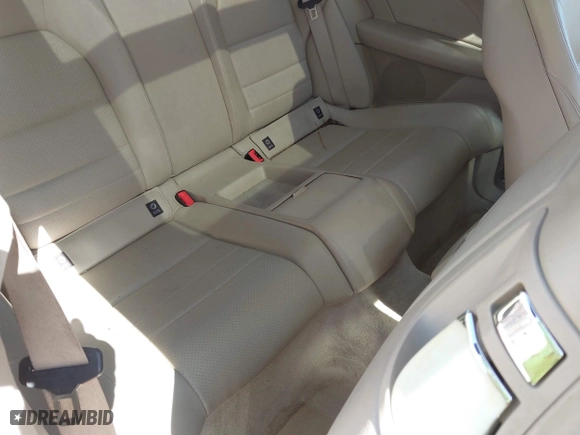 2012 Mercedes-Benz C-Class C 250 with VIN WDDGJ4HB3CF813428, listed as a IAAI auction lot 41779337 with 147,829 mi miles. Bid and sale history available at carsss.com. Image 5.
