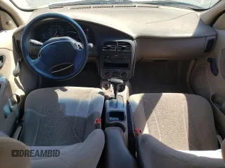 2000 Saturn SL with VIN 1G8ZK5274YZ103237, listed as a Copart auction lot 60558105 with 126,320 mi miles and Salvage title. Bid and sale history available at DreamBid. Image 8.