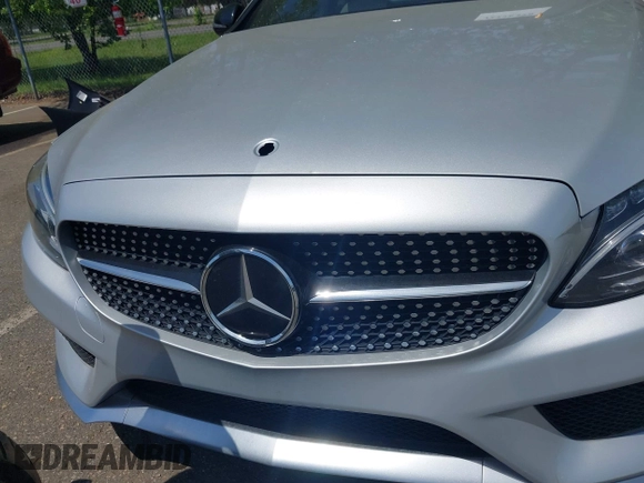 2016 Mercedes-Benz C 450 AMG z VIN 55SWF6EB2GU130541, wystawiony jako IAAI lot #42228358 z przebiegiem 120 970 mil mil oraz . Historia ofert i sprzedaży dostępna na DreamBid. Obrazek 6.