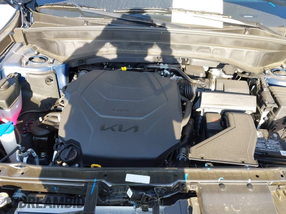 2025 Kia Telluride S with VIN 5XYP64GCXSG587826, listed as a IAAI auction lot 42065749 with 1,864 mi miles and . Bid and sale history available at DreamBid. Image 10.
