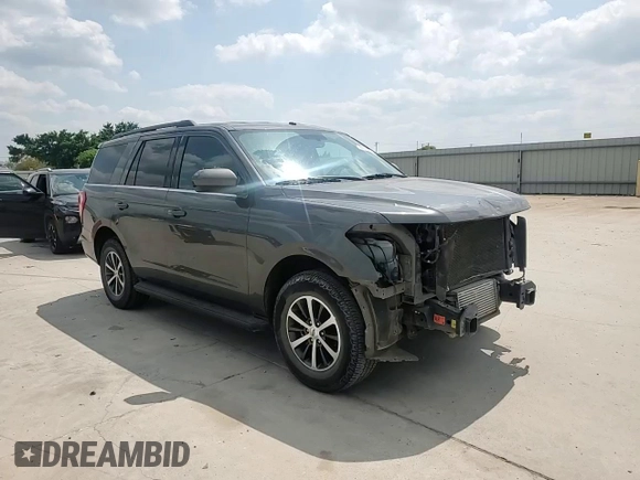2018 Ford Expedition XLT with VIN 1FMJU1HT1JEA28404, listed as a Copart auction lot 53032535 with 97,462 mi miles and Salvage Title. Bid and sale history available at carsss.com. Image 11.