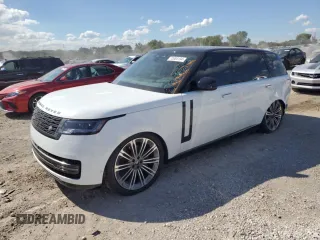 2024 Land Rover Range Rover SE z VIN SALKPBFU6RA237926, wystawiony jako Copart lot #72000194 z przebiegiem 4 110 mil mil oraz Szkoda całkowita • Salvage title. Historia ofert i sprzedaży dostępna na DreamBid. Obrazek 1.