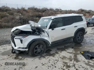 2024 Lexus GX 550 Premium z VIN JTJTBCDX5R5016112, wystawiony jako Copart lot #47686805 z przebiegiem 11 688 mil mil oraz Szkoda całkowita • Salvage title. Historia ofert i sprzedaży dostępna na DreamBid. Obrazek 1.
