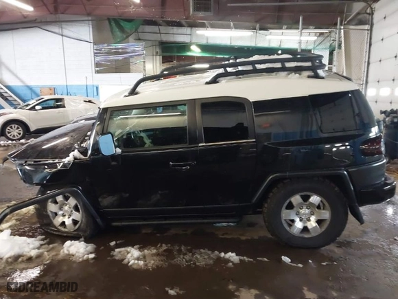 2007 Toyota FJ Cruiser with VIN JTEBU11F970034580, listed as a IAAI auction lot 41523815 with NaN miles. Bid and sale history available at carsss.com. Image 14.