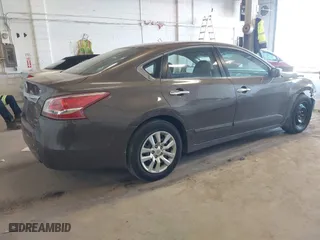 2013 Nissan Altima 2.5 SL with VIN 1N4AL3AP8DC922082, listed as a IAAI auction lot 42051434 with 122,907 mi miles. Bid and sale history available at carsss.com. Image 4.