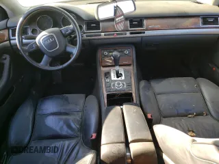 2006 Audi A8 4.2L z VIN WAULL44E06N015916, wystawiony jako Copart lot #73160184 z przebiegiem Nie podano mil oraz Czysty tytuł • Clean title. Historia ofert i sprzedaży dostępna na DreamBid. Obrazek 8.