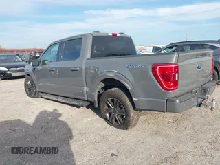 2021 Ford F-150 XL с VIN 1FTEW1CP1MFC20057, выставлен на аукционе IAAI как лот 41641356 с пробегом 75 217 миль миль и . История ставок и продаж доступна на DreamBid. Изображение 3.