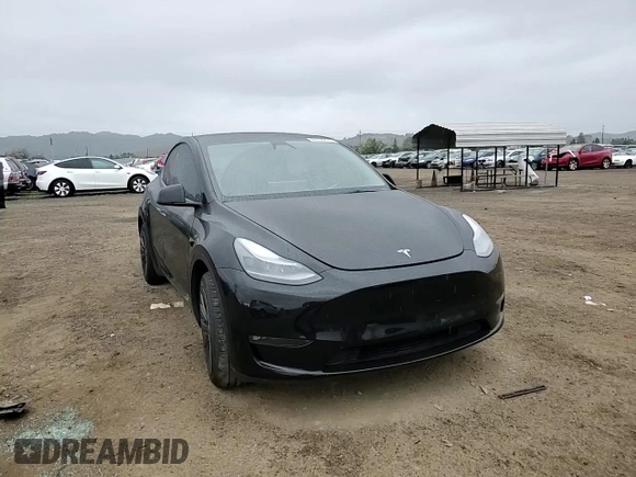 2023 Tesla Model Y Long Range with VIN 7SAYGDEE1PF923998, listed as a Copart auction lot 48954205 with 21,525 mi miles and Salvage Title. Bid and sale history available at DreamBid. Image 10.