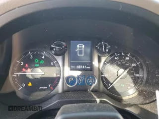 2017 Lexus GX 460 with VIN JTJJM7FX6H5151958, listed as a Copart auction lot 45040695 with 48,141 mi miles and Salvage title. Bid and sale history available at DreamBid. Image 9.