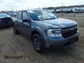 2024 Ford Maverick XLT z VIN 3FTTW8J99RRB79465, wystawiony jako IAAI lot #42012731 z przebiegiem 898 mil mil oraz . Historia ofert i sprzedaży dostępna na DreamBid. Obrazek 1.
