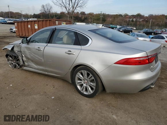 2016 Jaguar XF 35t Premium with VIN SAJBD4BV0GCY24278, listed as a Copart auction lot 80943394 with 52,179 mi miles and Salvage Title. Bid and sale history available at carsss.com. Image 2.
