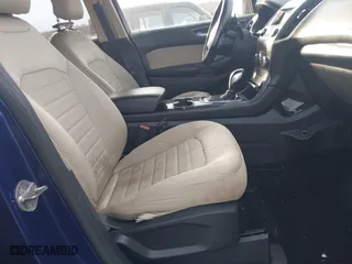 2015 Ford Edge SE with VIN 2FMTK3G82FBB39523, listed as a IAAI auction lot 41676457 with 248,375 mi miles. Bid and sale history available at carsss.com. Image 5.