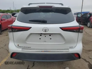 2023 Toyota Highlander L with VIN 5TDKDRAH4PS049246, listed as a Copart auction lot 57025305 with 9,848 mi miles and Salvage title. Bid and sale history available at DreamBid. Image 6.