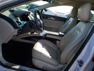 2017 Lincoln MKZ Hybrid Reserve with VIN 3LN6L5MU9HR603287, listed as a Copart auction lot 61403955 with 135,739 mi miles and Salvage title. Bid and sale history available at DreamBid. Image 7.
