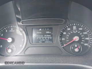 2016 Kia Sorento LX with VIN 5XYPG4A57GG003204, listed as a IAAI auction lot 42053975 with 189,653 mi miles. Bid and sale history available at carsss.com. Image 7.