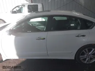 2013 Nissan Altima 3.5 SL with VIN 1N4BL3APXDC911928, listed as a IAAI auction lot 41533563 with 133,230 mi miles. Bid and sale history available at carsss.com. Image 14.