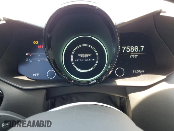 2020 Aston Martin Vantage z VIN SCFSMGAWXLGN04772, wystawiony jako Copart lot #66759284 z przebiegiem 17 757 mil mil oraz Szkoda całkowita • Salvage title. Historia ofert i sprzedaży dostępna na DreamBid. Obrazek 9.