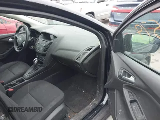 2015 Ford Focus SE with VIN 1FADP3F21FL355666, listed as a IAAI auction lot 41828579 with 110,002 mi miles. Bid and sale history available at carsss.com. Image 5.