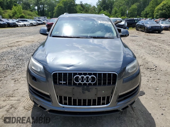 2014 Audi Q7 Premium Plus with VIN WA1LGAFE5ED009174, listed as a Copart auction lot 61073165 with 149,790 mi miles and Clean title. Bid and sale history available at DreamBid. Image 5.