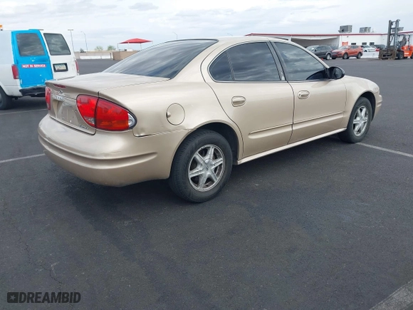 2002 Oldsmobile Alero GL1 with VIN 1G3NL52F62C241638, listed as a IAAI auction lot 42053044 with 167,729 mi miles. Bid and sale history available at carsss.com. Image 4.