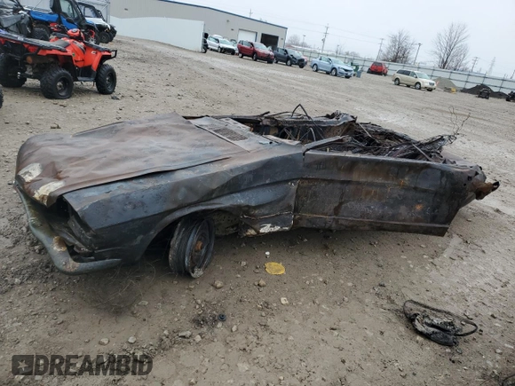 1966 Ford Mustang z VIN 6F07T218847, wystawiony jako Copart lot #84268704 z przebiegiem Nie podano mil oraz Nie do naprawy • Non repairable. Historia ofert i sprzedaży dostępna na DreamBid. Obrazek 1.