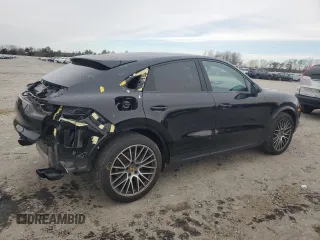 2023 Porsche Cayenne with VIN WP1BA2AY8PDA26241, listed as a Copart auction lot 46099305 with 22,296 mi miles and Salvage title. Bid and sale history available at DreamBid. Image 3.