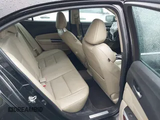 2015 Acura TLX Technology with VIN 19UUB1F58FA006900, listed as a IAAI auction lot 42238076 with 171,652 mi miles and . Bid and sale history available at DreamBid. Image 8.