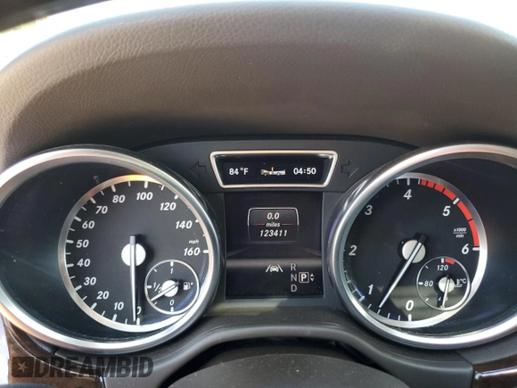 2013 Mercedes-Benz M 350 z VIN 4JGDA2EB5DA150900, wystawiony jako Copart lot #53835195 z przebiegiem 123 411 mil mil oraz Szkoda całkowita • Salvage title. Historia ofert i sprzedaży dostępna na DreamBid. Obrazek 9.