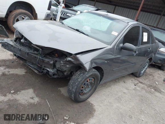 2007 Ford Focus S with VIN 1FAFP34NX7W158498, listed as a IAAI auction lot 41241970 with 119,933 mi miles and . Bid and sale history available at carsss.com. Image 2.
