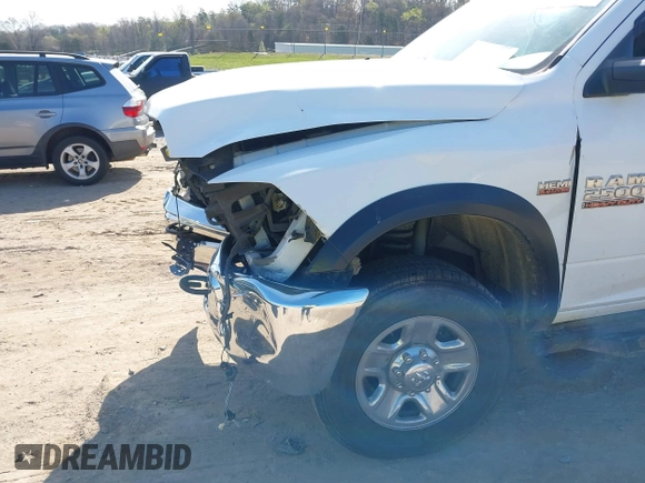 2018 Ram 2500 Tradesman with VIN 3C6UR5CJ1JG336382, listed as a IAAI auction lot 39077896 with 118,111 mi miles and . Bid and sale history available at DreamBid. Image 12.