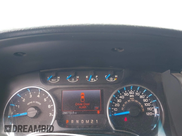 2013 Ford F-150 XL with VIN 1FTFW1CT0DKE03085, listed as a IAAI auction lot 42101522 with 266,770 mi miles and . Bid and sale history available at carsss.com. Image 7.