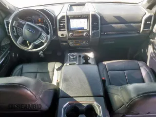 2020 Ford Expedition XLT с VIN 1FMJU1HT5LEA18302, выставлен на аукционе Copart как лот 53125585 с пробегом 89 981 миль миль и Списание • Salvage title. История ставок и продаж доступна на DreamBid. Изображение 8.